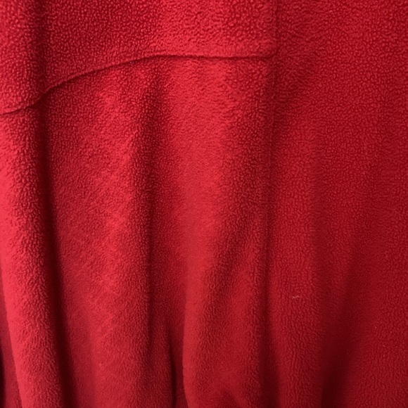 3/$20…bundle and save …
Red sweatshirt 1x - Picture 3 of 8